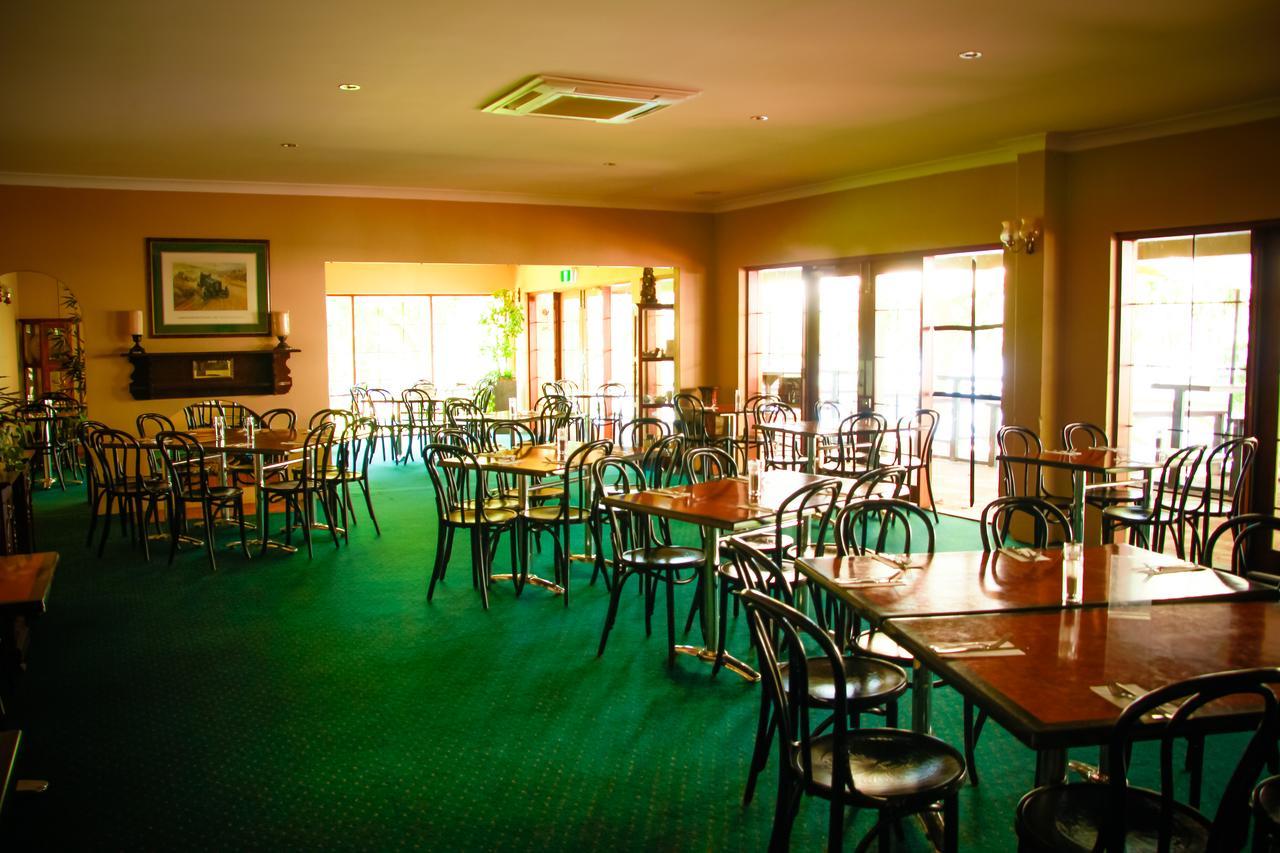 Ravenswood Hotel 外观 照片